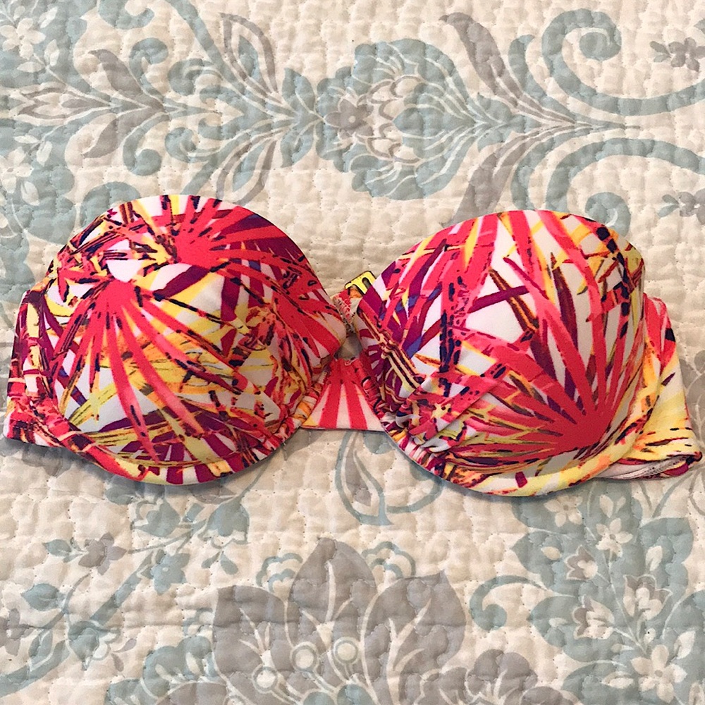 Padded strapless bikini top